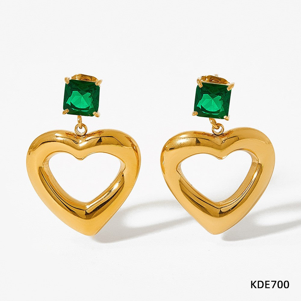 Women heart shaped earrings gold