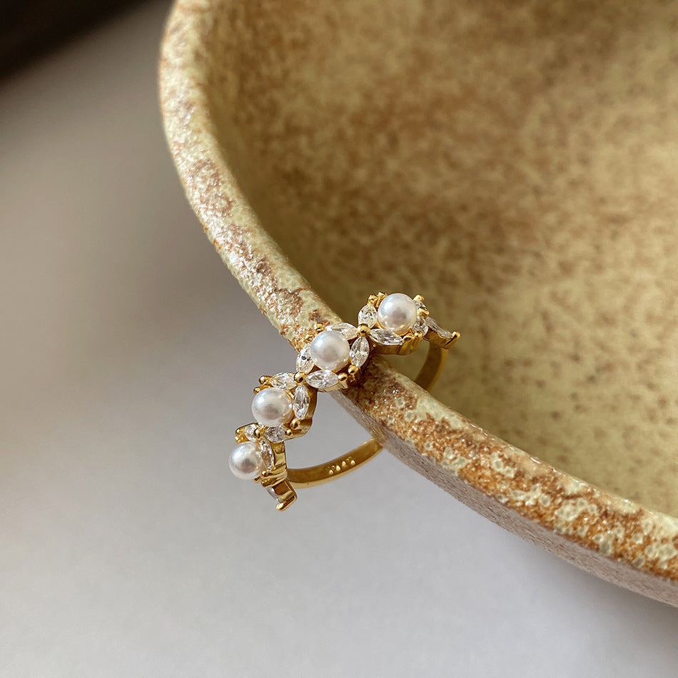 14k gold pearl ring for classy women