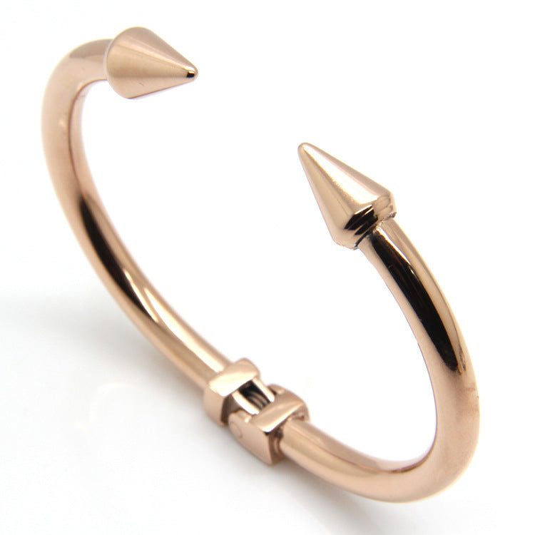 Double arrow edges bangle™ - Jewelry Bay Store