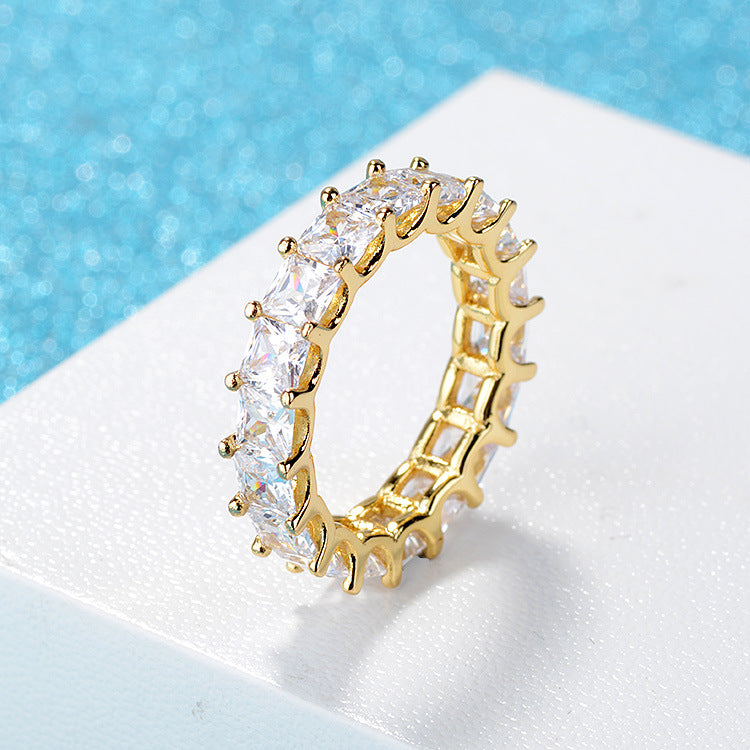 18k gold women ring with stones