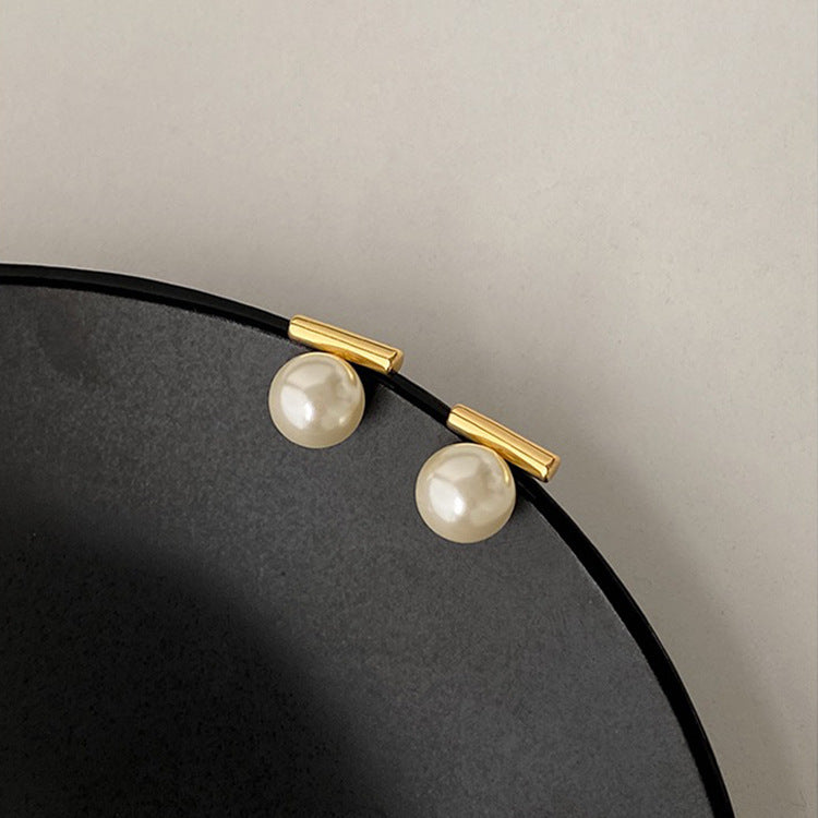 Vintage Pearl Earrings Stud